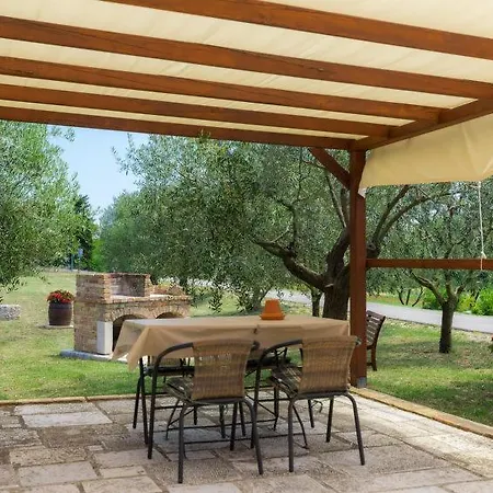 Apartment Apartman Sani Pula