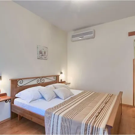Apartman Sani Apartment Pula